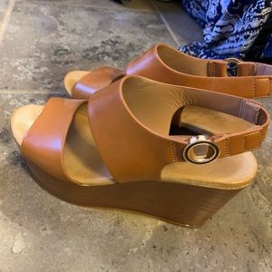 Aldo Wedges